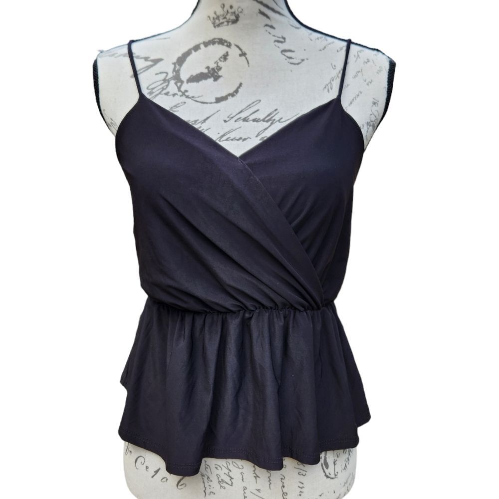 21 Saints -361 NWT Peplum Cami Top Black Medium fits a Small